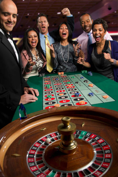 Live dealer conducting Dragon Tiger at cabangtoto studio